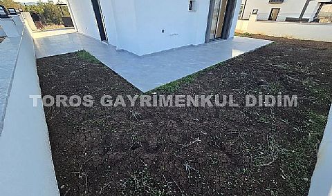Didimde  plaja  1.km mesafede Satılık  Müstakil Villa 