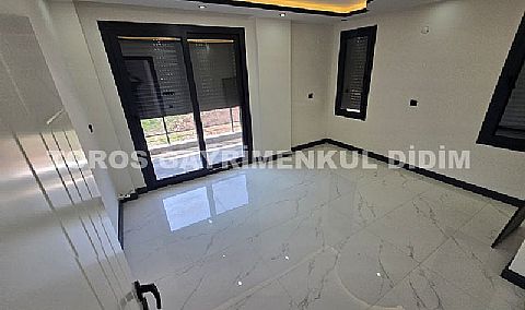 Didimde plaja 700 mt mesafede satılık müstakil emsallerine göre uygun fiyatlı villa