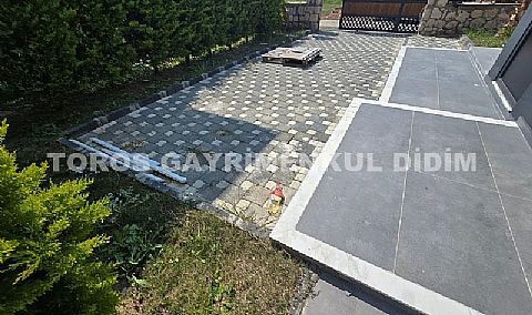 Didimde plaja 700 mt mesafede satılık müstakil emsallerine göre uygun fiyatlı villa