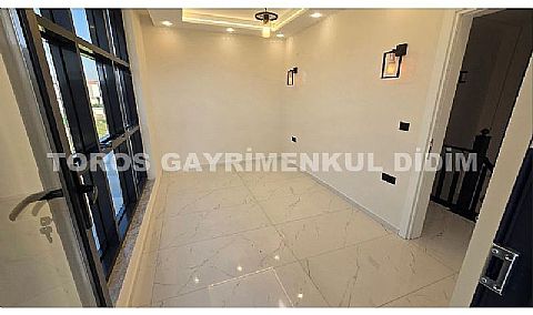 Didimde plaja 800 mt mesafede satılık müstakil ev