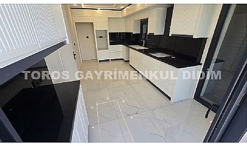 Didimde plaja 800 mt mesafede satılık müstakil ev