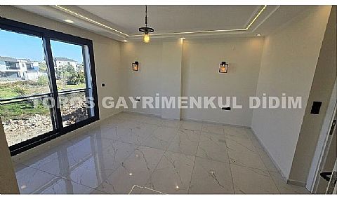 Didimde plaja 800 mt mesafede satılık müstakil ev