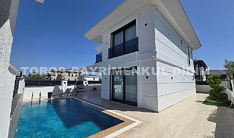 DİDİM’DE LÜKS VE KONFORUN YENİ ADRESİ: SIFIR ÖZEL TASARIM EŞYALI, HAVUZLU MÜSTAKİL SATILIK VİLLA