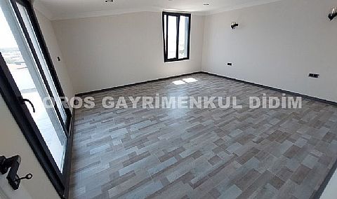 Didim’de Saunalı Hamamlı Havuzlu Plaja 600 Mt Mesafede Satılık Villa