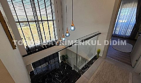 Didim’in En Prestijli Bölgesinde: Tam Müstakil, Özel Havuzlu ve Tasarım Mobilyalı Lüks Villa