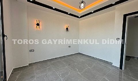 Didim’in sevilen ve sakin bölgelerinden Hisar Mahallesi’nde, müstakil tapulu, kullanıma hazır 3+1 villa satışta