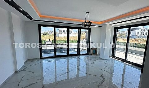 Didim’in sevilen ve sakin bölgelerinden Hisar Mahallesi’nde, müstakil tapulu, kullanıma hazır 3+1 villa satışta