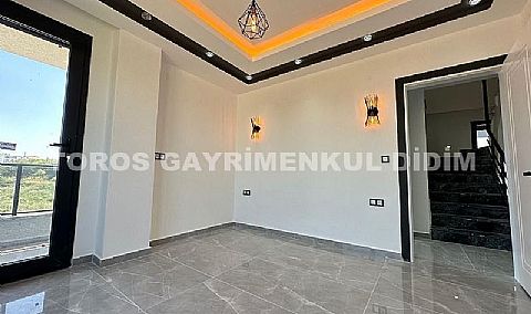 Didim’in sevilen ve sakin bölgelerinden Hisar Mahallesi’nde, müstakil tapulu, kullanıma hazır 3+1 villa satışta